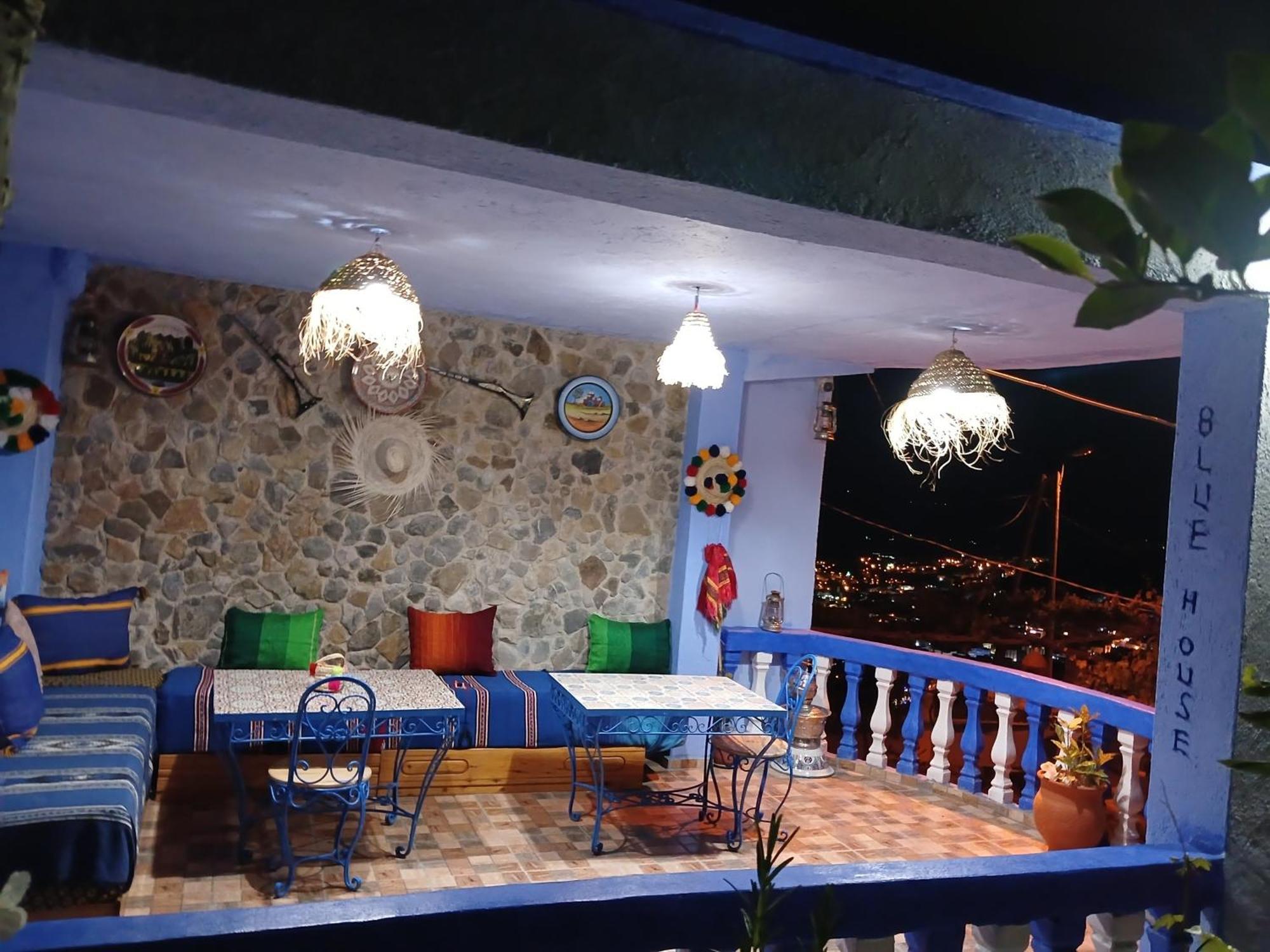 Blue House Town Villa เชฟชาอูน ภายนอก รูปภาพ
