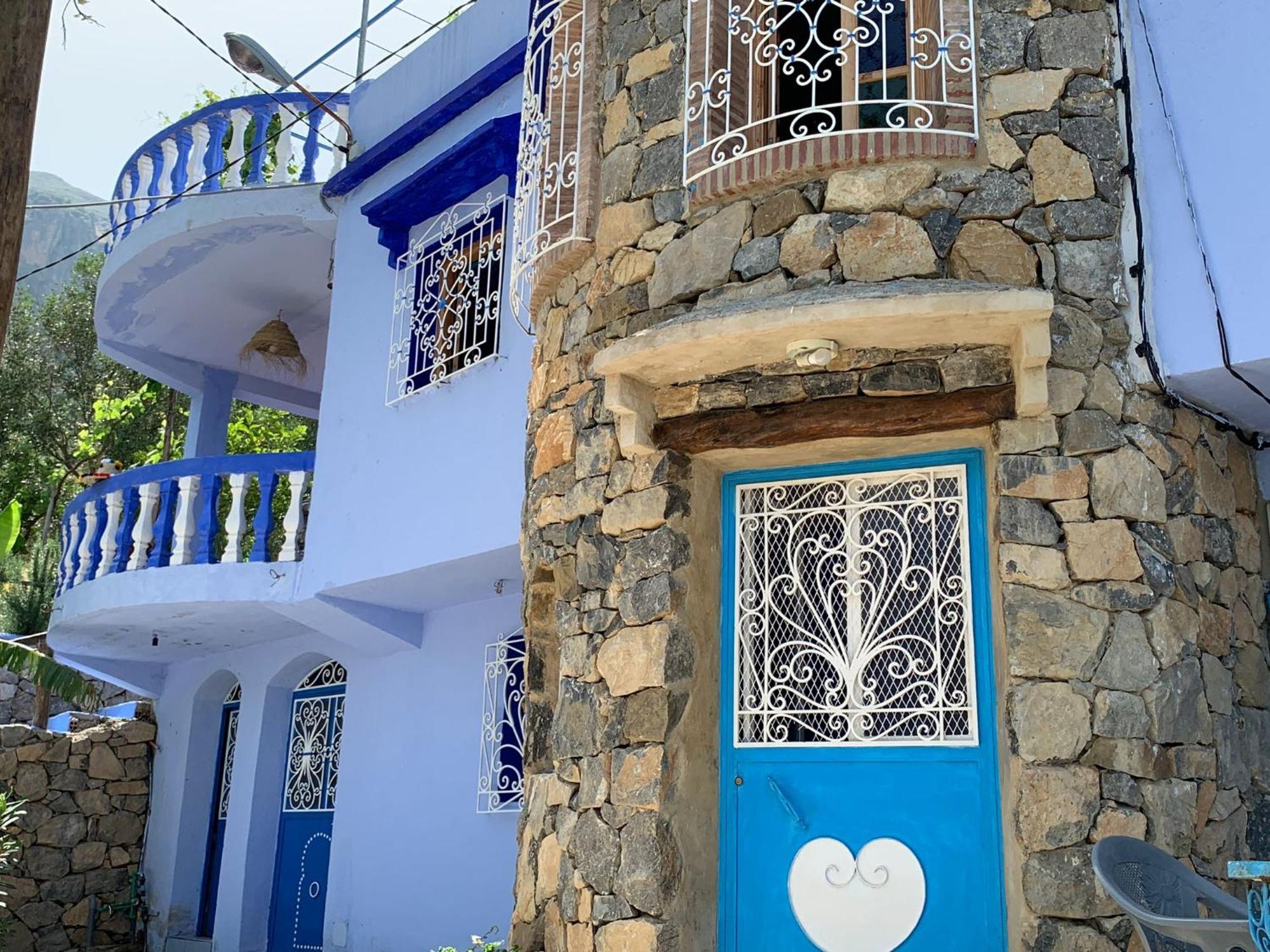 Blue House Town Villa เชฟชาอูน ภายนอก รูปภาพ