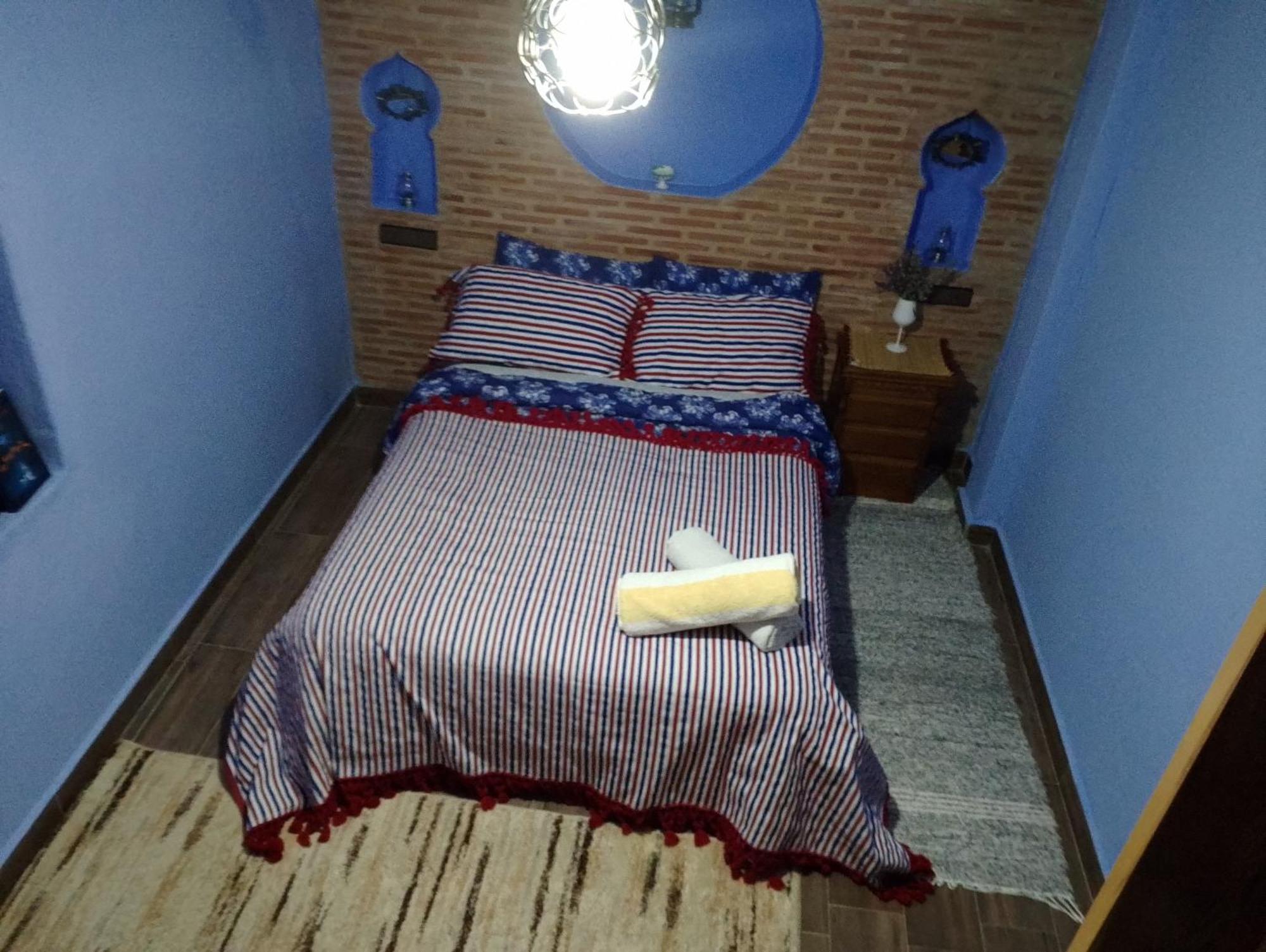 Blue House Town Villa เชฟชาอูน ภายนอก รูปภาพ